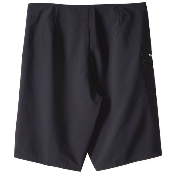 Men’s black Oakley shorts - Picture 3 of 6